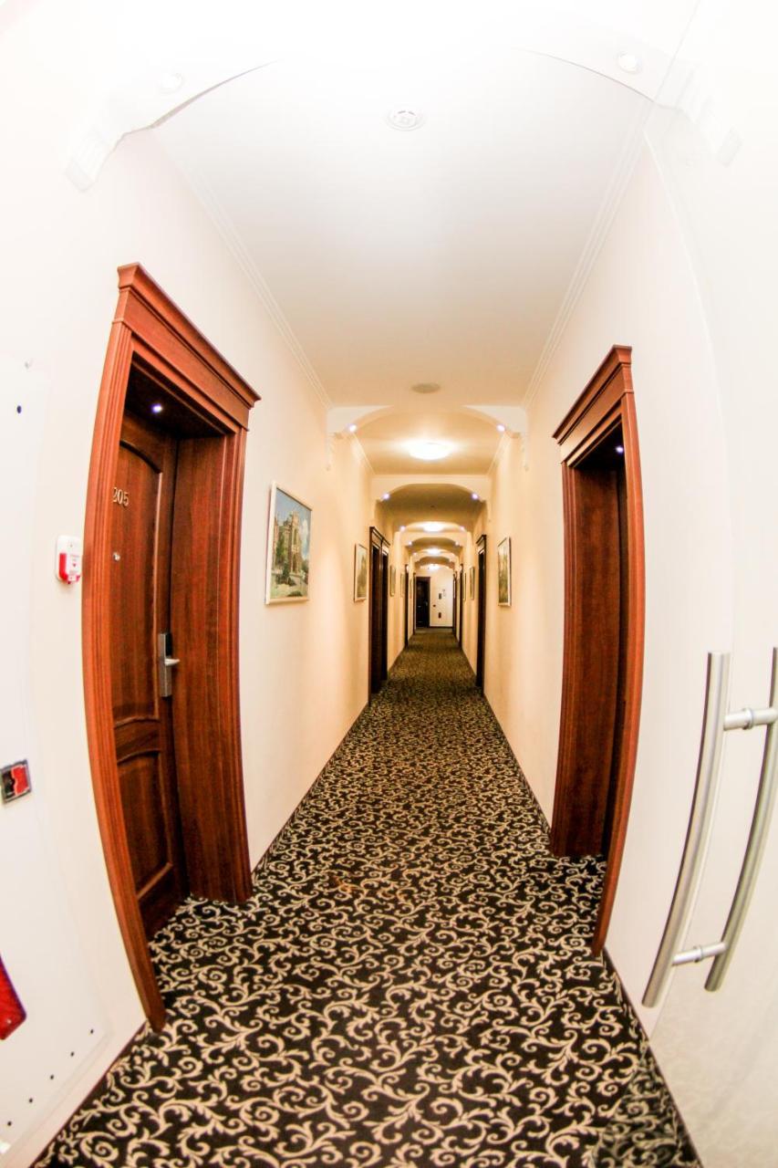 Hotel 52 Odessa Exteriör bild